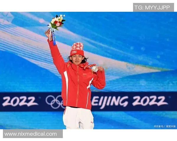 聚焦总冠军荣耀之路：从起步到巅峰的挑战与突破